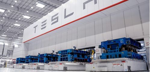 特斯拉2022年总收入突破815亿美元创新高，2023年上海工厂将成为重要增长引擎